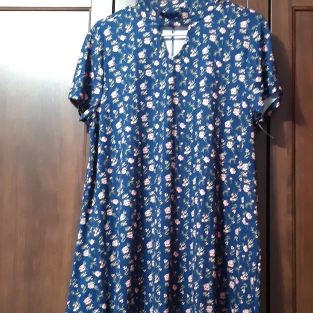 Joe Boxer Floral dress nwot